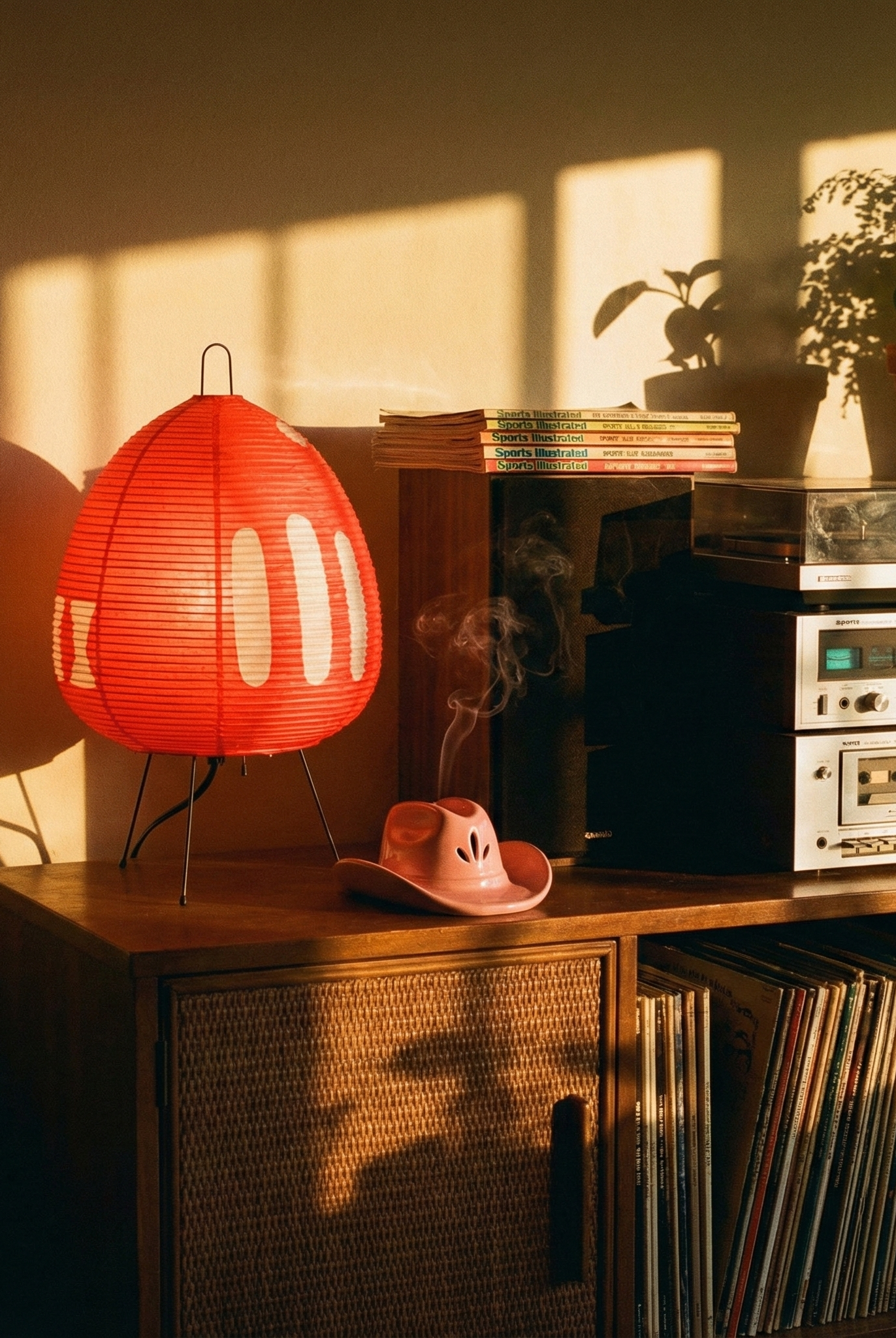 the rice lamp | japanese rice paper table lamp | red