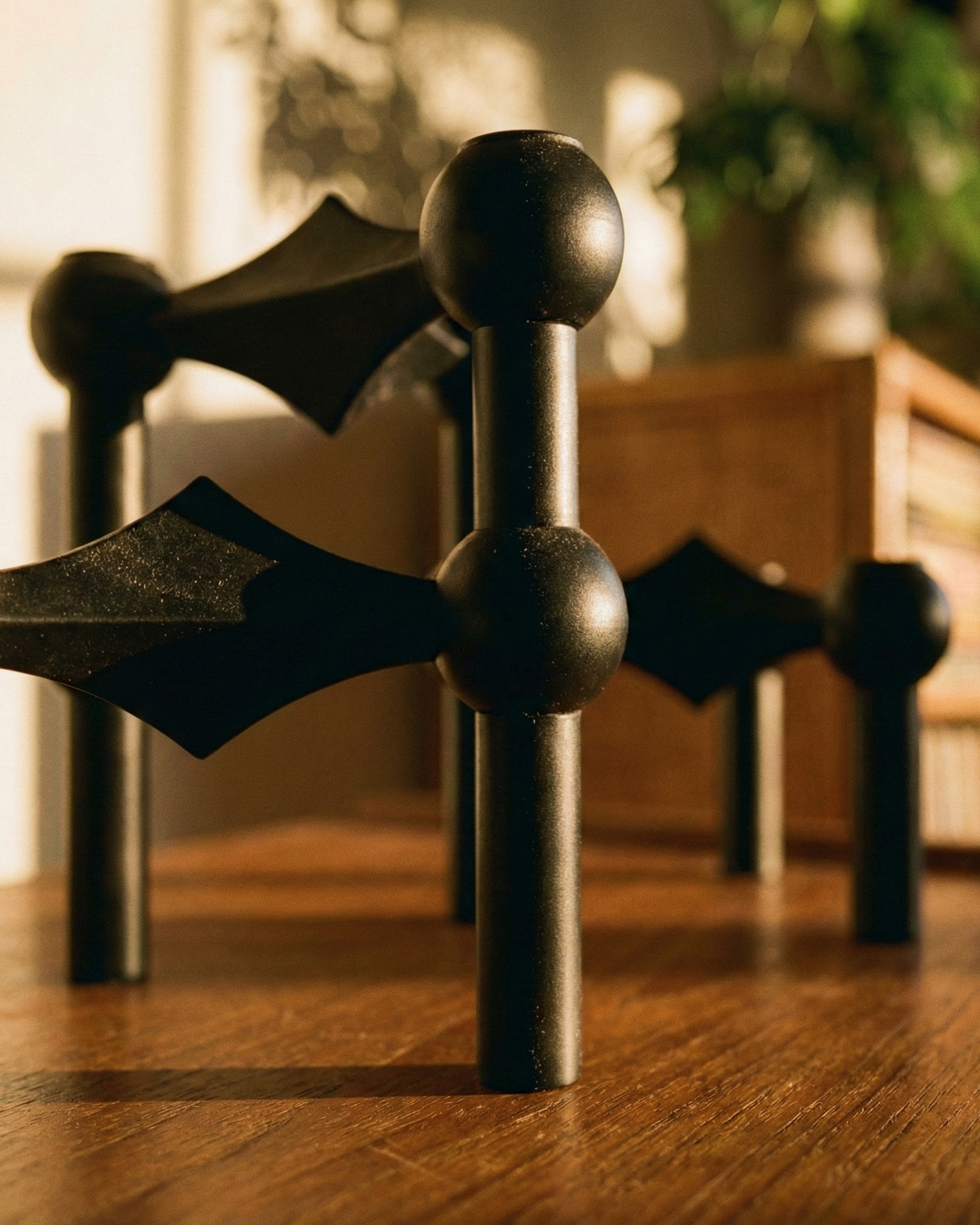 the molecular stand | silver stainless steel candle stand | black