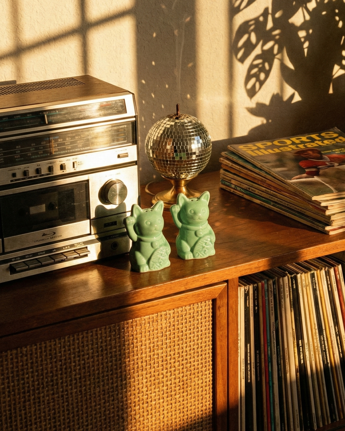 the lucky cats | salt and pepper shakers