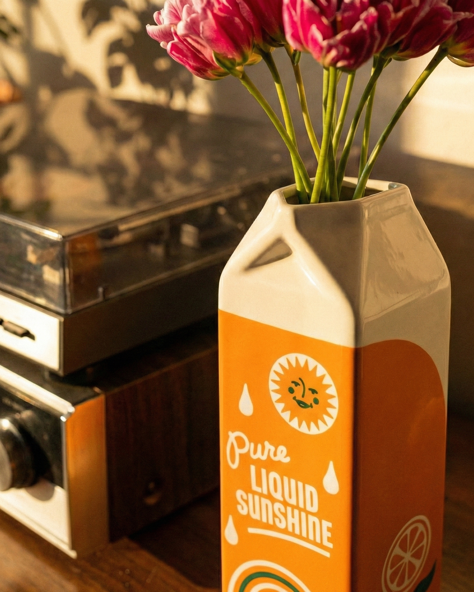 the oj | ceramic orange juice flower vase