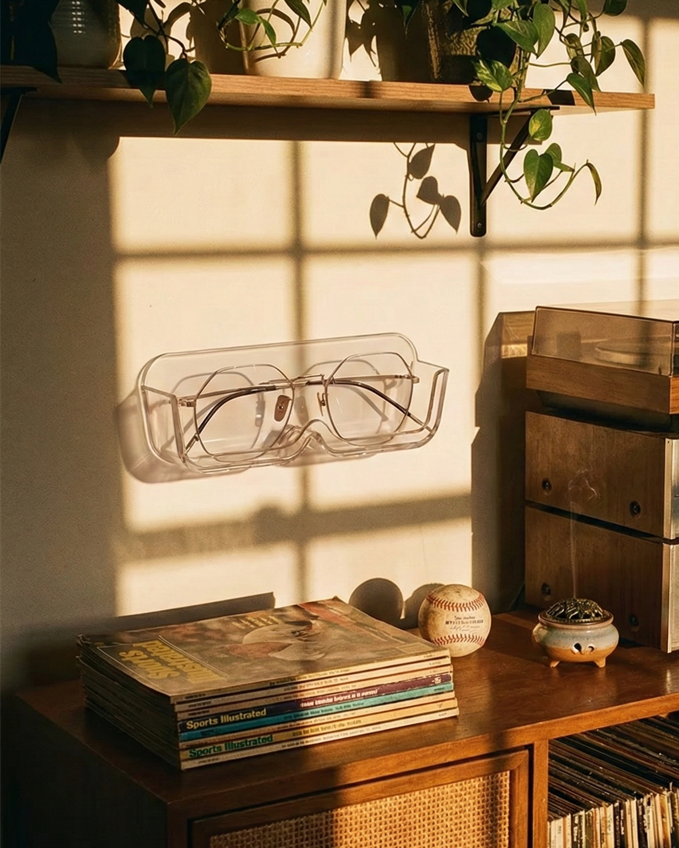 the clarity cradle | clear wall mounted glasses storage