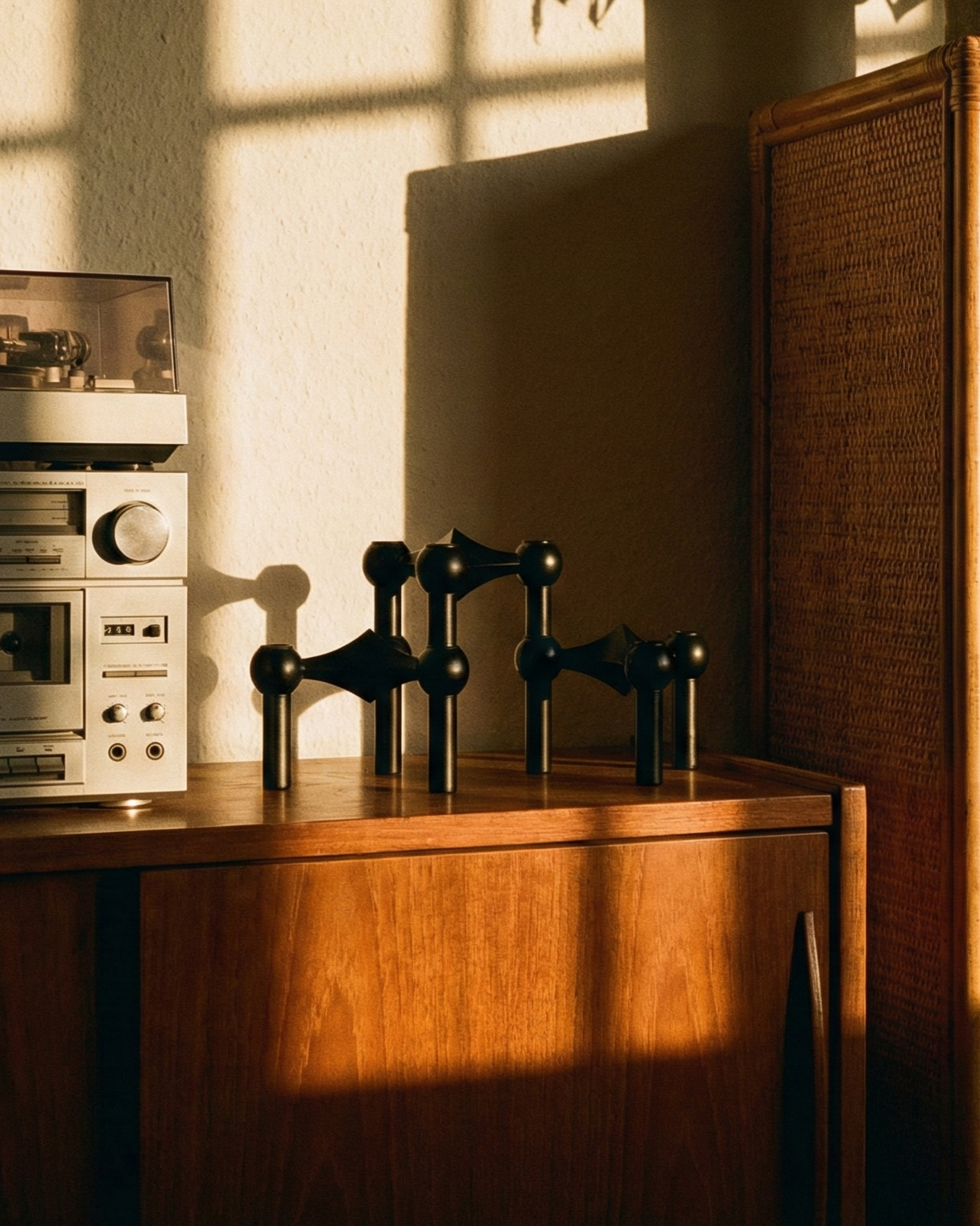 the molecular stand | silver stainless steel candle stand | black