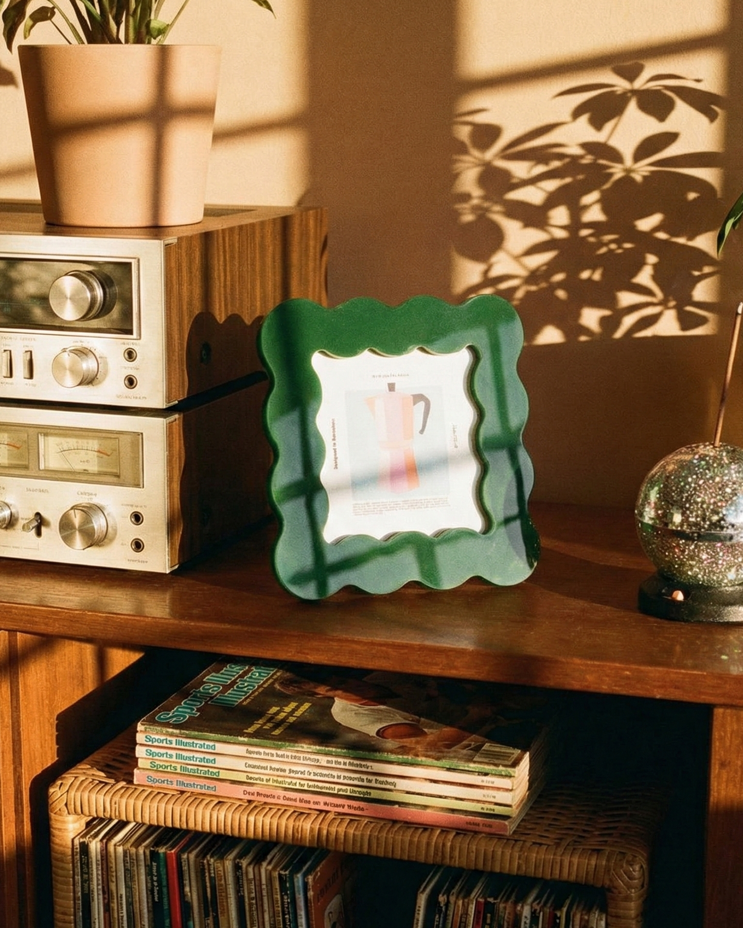 the petal frame | green picture frame