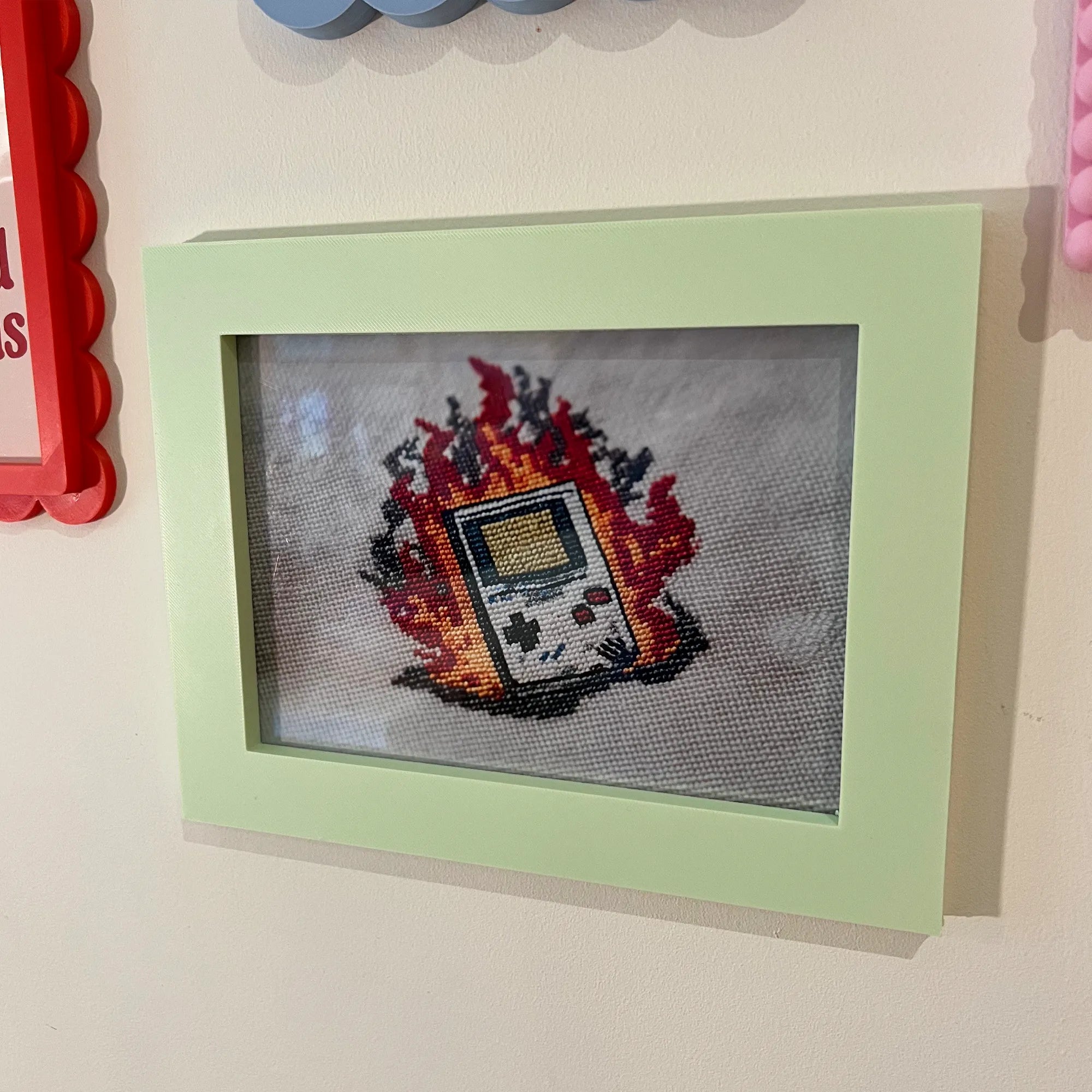 the solid | magnetic modular solid colour plastic frame