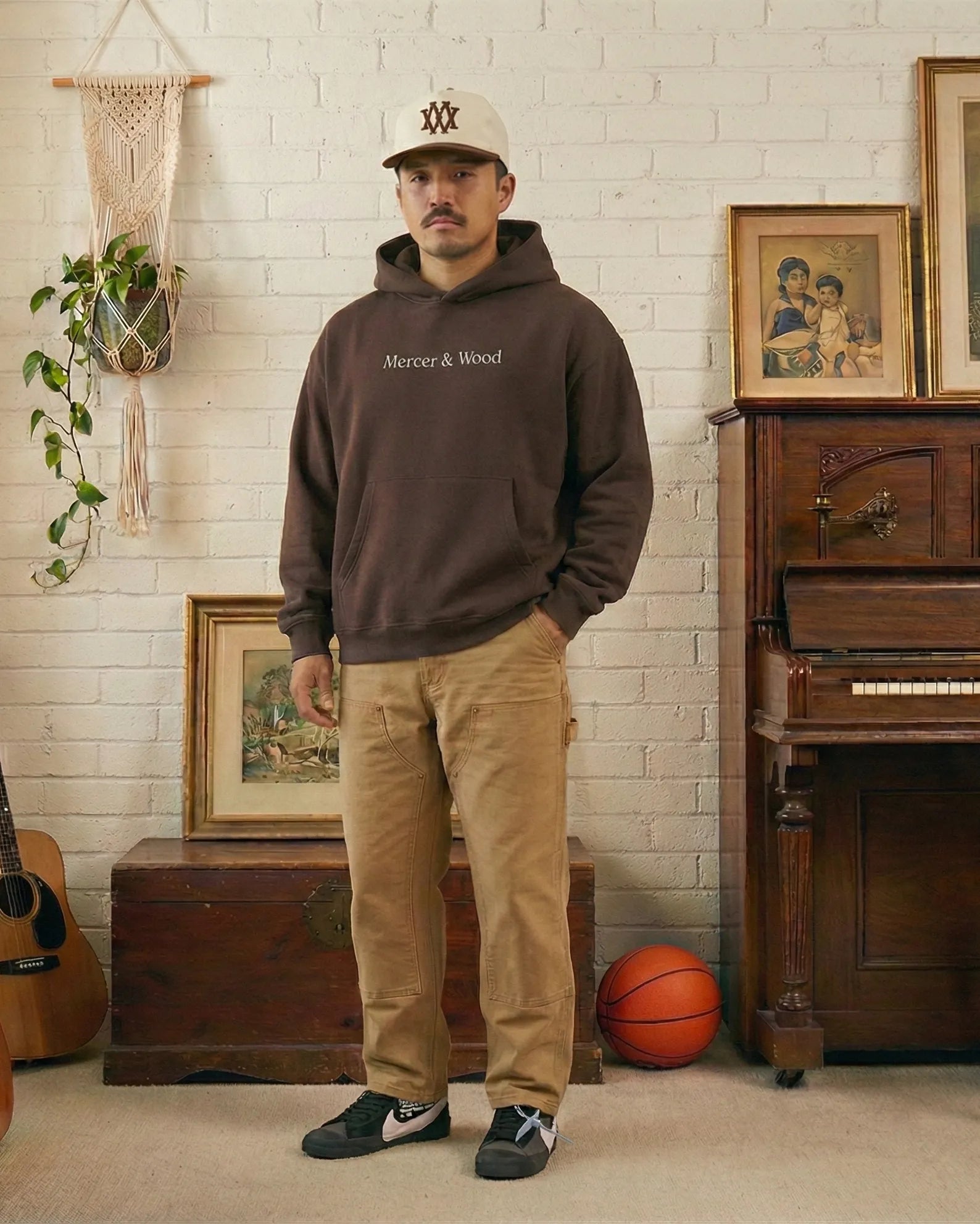 the staple | essential oversized boxy fit fleece hoodie