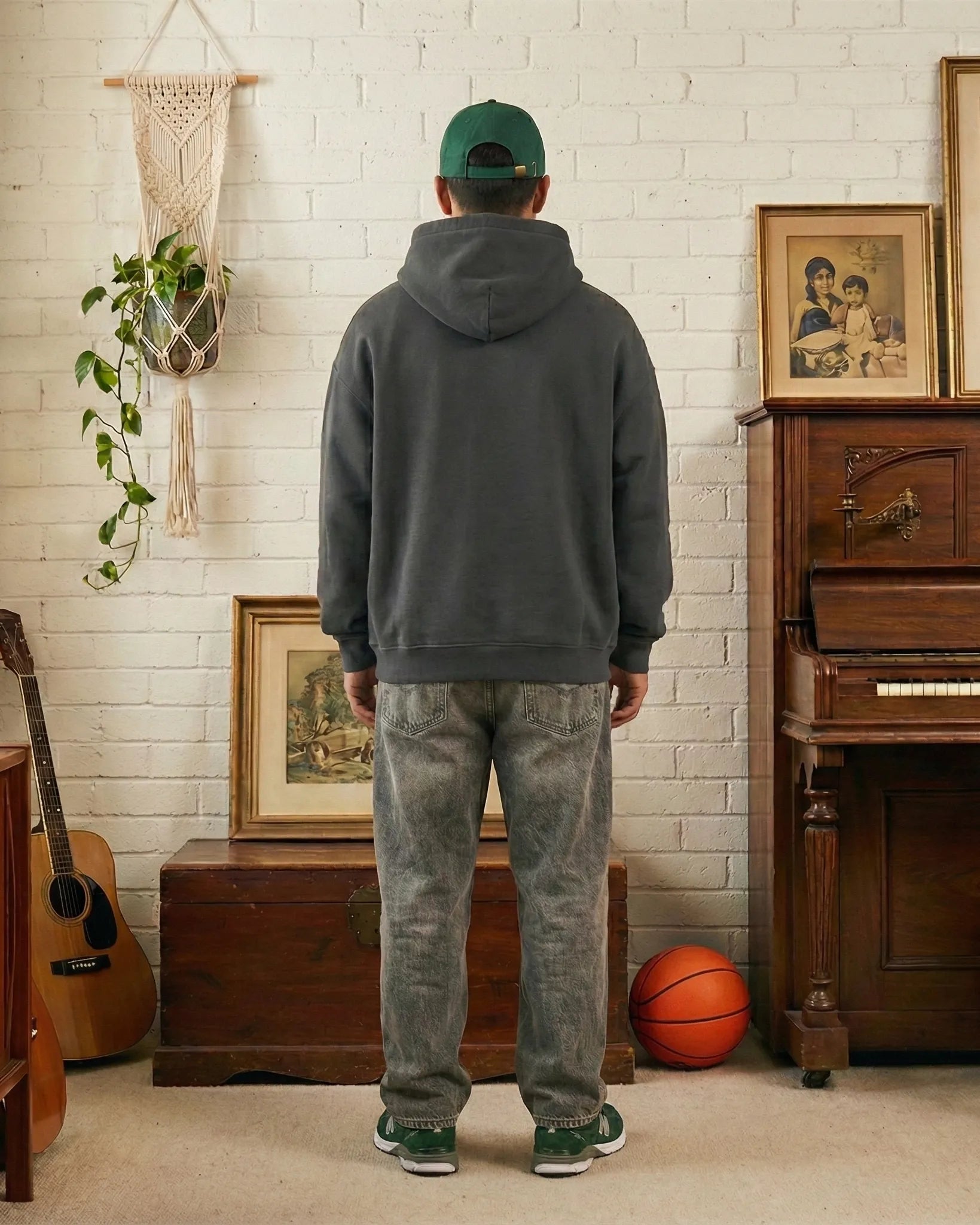 the staple | essential oversized boxy fit fleece hoodie